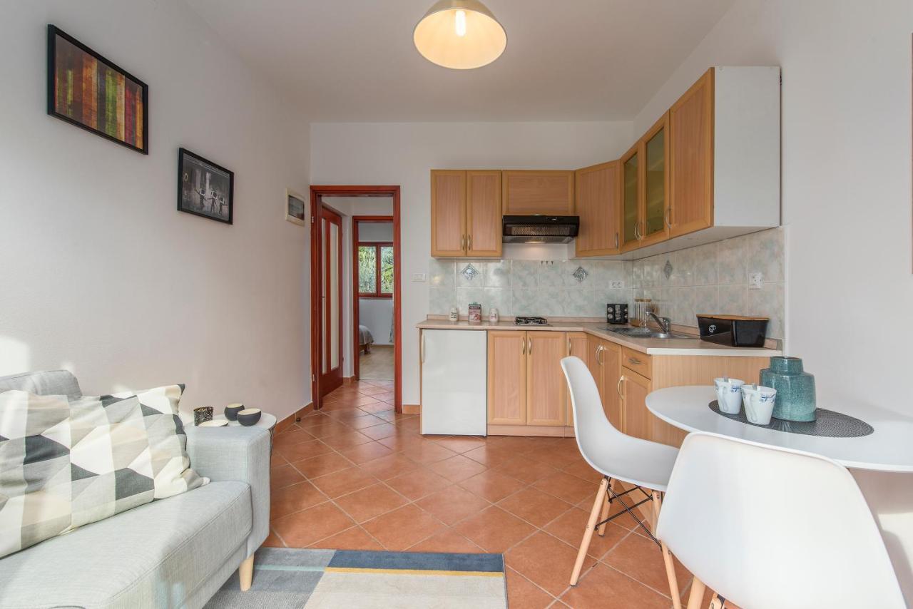 Apartman Bowie & Apartment Morgan Porec Exterior photo